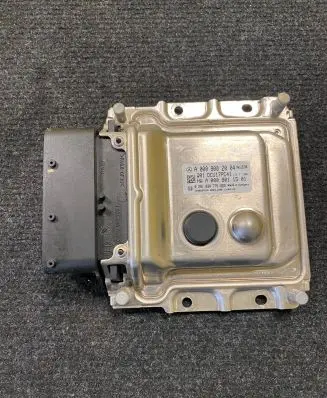 Mercedes-Benz S W222 Reducing agents exhaust control unit A0009002004