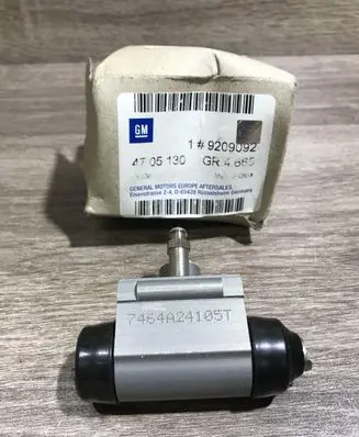 Opel Agila A Rear brake cylinder 9209092 4705130