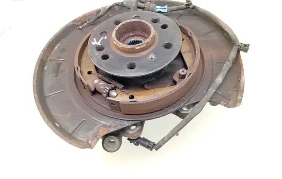 Mercedes-Benz R W251 Rear wheel hub spindle/knuckle