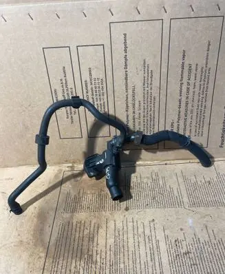Skoda Fabia Mk2 (5J) Thermostat/thermostat housing 03P121111D