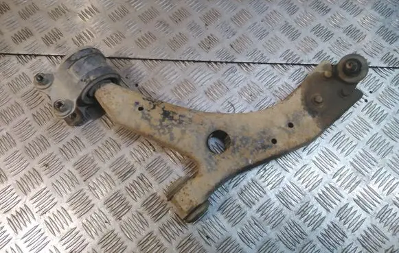 Ford Focus Front lower control arm/wishbone