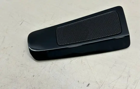 Side speaker trim/cover