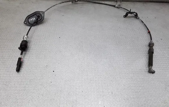 Gear shift cable linkage