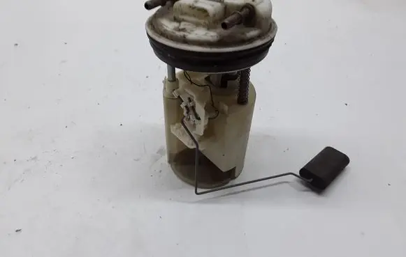 Volvo S40, V40 In-tank fuel pump 09750409905