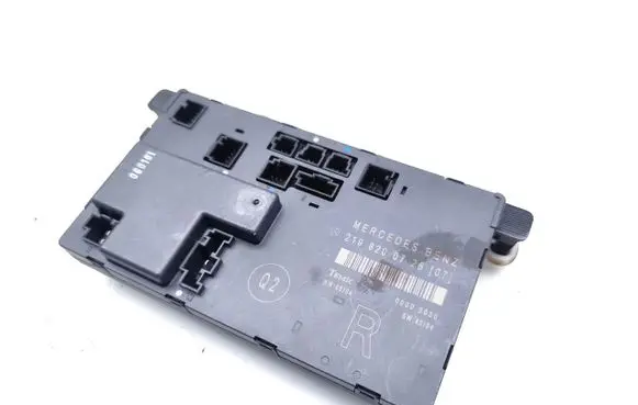 Mercedes-Benz CLS C219 Door control unit/module 2198200726