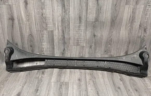Ford Galaxy Engine cover (trim) D2L4A 6M21U02216A