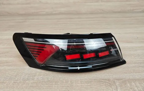 Volkswagen Arteon Rear/tail lights 3G8945207Q