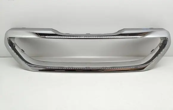 Peugeot 2008 I Front bumper upper radiator grill 9678365777