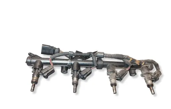 Volkswagen PASSAT B8 Fuel injector wires 06L971627A