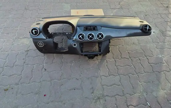 Mercedes-Benz B W246 W242 Dashboard 