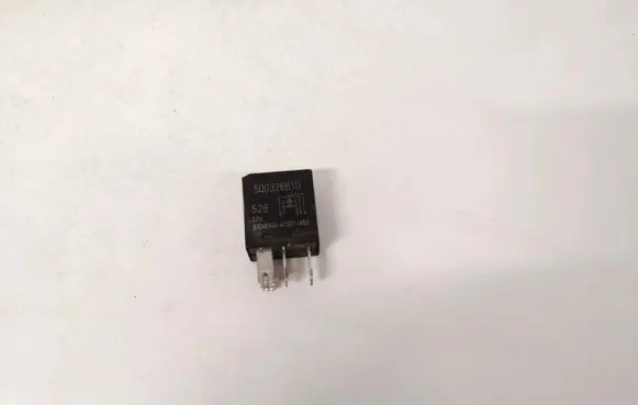 Iveco Daily 40.8 Other relay 500326610