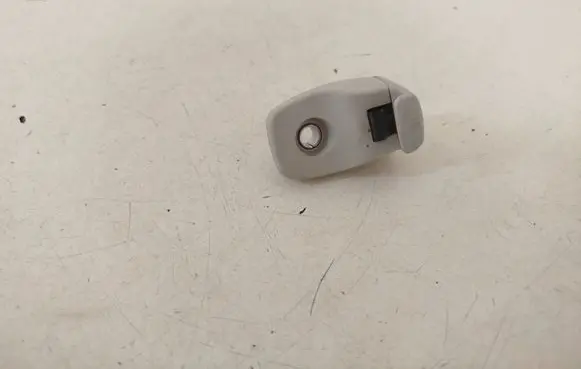 Sun visor clip/hook/bracket