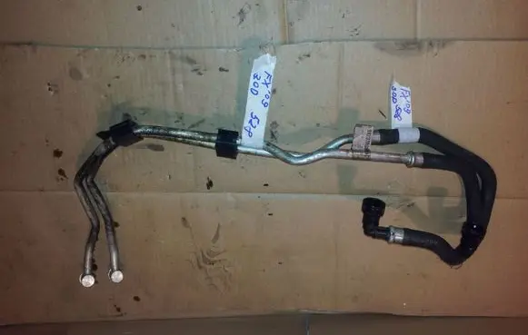 Jaguar XF Gearbox oil cooler pipe/hose 9X237R081AC