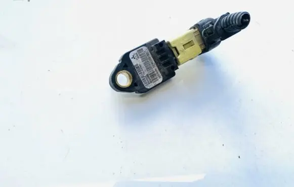 Mitsubishi Outlander Airbag deployment crash/impact sensor 8651a002 39754c