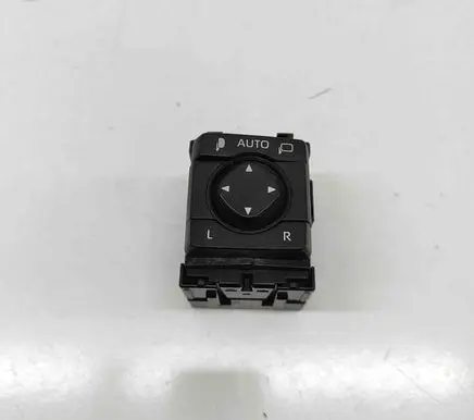Toyota RAV 4 (XA50) Wing mirror switch 8487242030