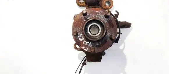 Nissan Primera Front wheel hub