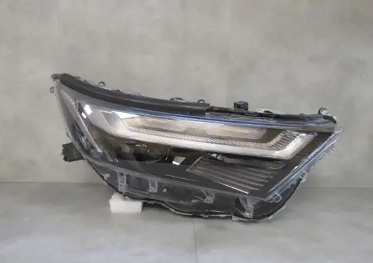 Toyota RAV 4 (XA50) Headlight/headlamp