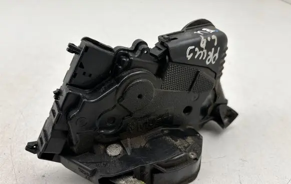 Toyota Prius (XW20) Front door lock
