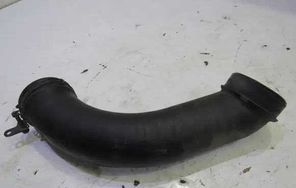 Hyundai i20 (GB IB) Turbo air intake inlet pipe/hose 28139-C8300