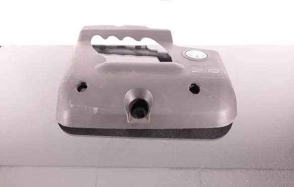 Volkswagen PASSAT B5.5 Engine cover (trim) 06A103925