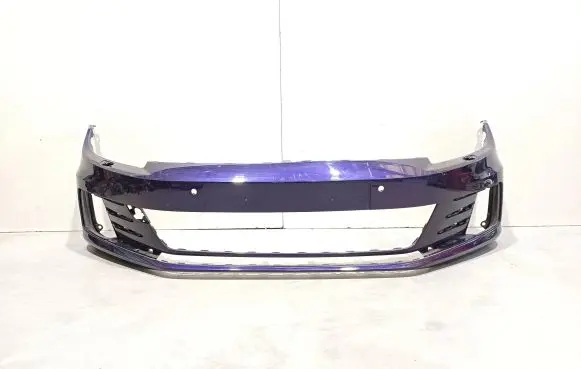 Volkswagen Scirocco Front bumper 1K8807221N