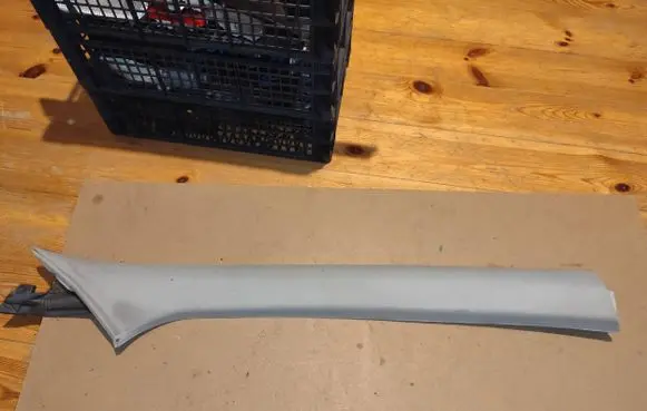 Peugeot 407 (A) pillar trim 9645431977 3121601 3121600