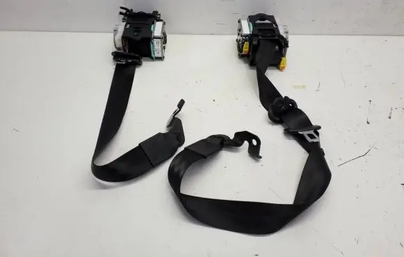 Audi Q5 SQ5 Front seatbelt 3066322 0718F441ZX 0718F441