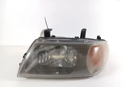 Mitsubishi Pajero Sport I Headlight/headlamp