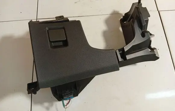 Opel Astra J Other interior part 1724934