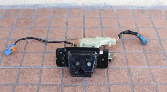 Honda Accord Tailgate/trunk/boot lock/catch/latch