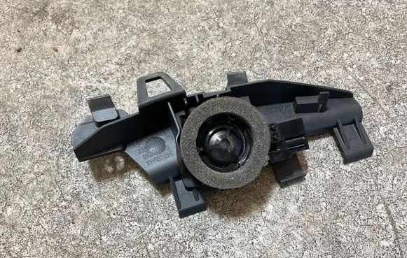 Volvo XC40 Front door high frequency speaker 32265516