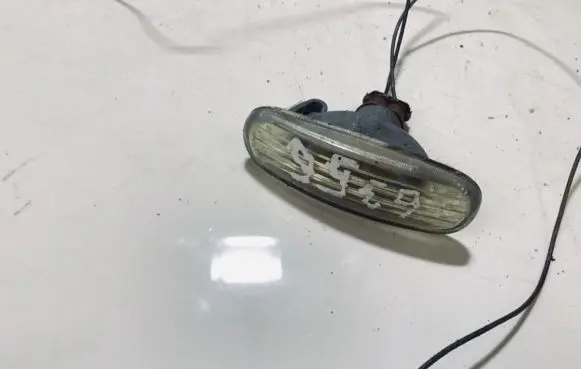 Fiat Panda II Front fender indicator light 46758821