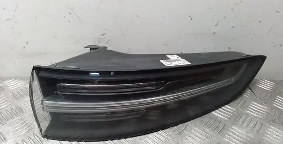 Porsche Cayenne (9Y0 9Y3) Rear/tail lights 9Y0945096