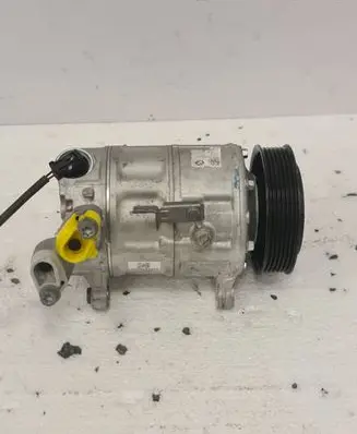BMW X1 F48 F49 Air conditioning (A/C) compressor (pump) 5A21D12