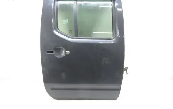 Nissan Navara Rear door 
