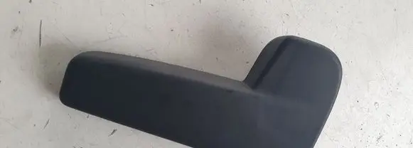 Volkswagen Golf VII Engine bonnet (hood) release handle