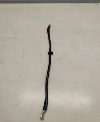 Volkswagen Touareg II Positive cable (battery) 7P0971235C