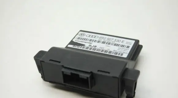 Volkswagen Beetle A5 Gateway control module 6R0907530E