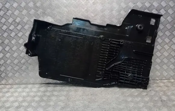 Audi A3 S3 8V Engine splash shield/under tray 5Q0825505B
