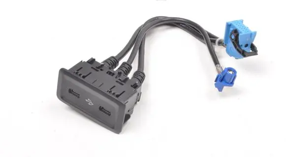 Mercedes-Benz GLC C253 USB socket connector A2068201401