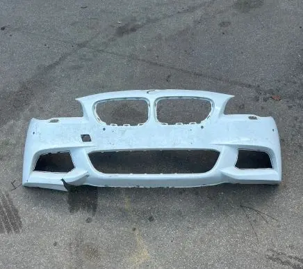 BMW 5 F10 F11 Front bumper 784704404