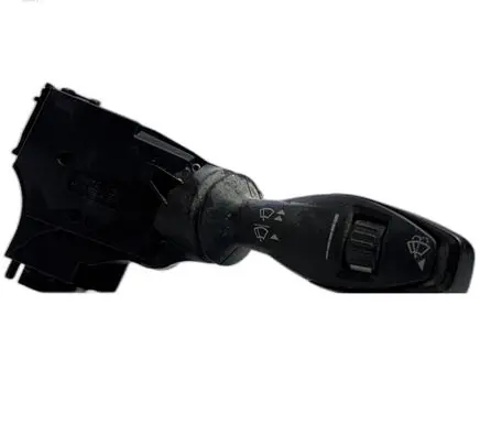Ford Fiesta Tailgate/trunk/boot open switch
