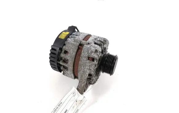 KIA Sportage Generator/alternator 373002A850