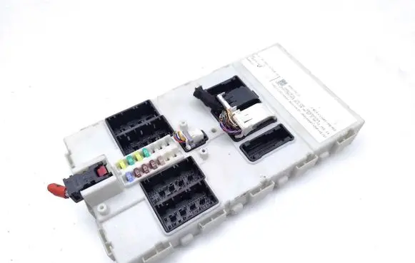 BMW 1 F20 F21 Central body control module 9381104 6135938110401