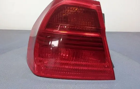 BMW X3 E83 Rear/tail lights 6937457