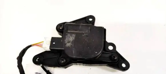 Hyundai Sonata Air flap motor/actuator