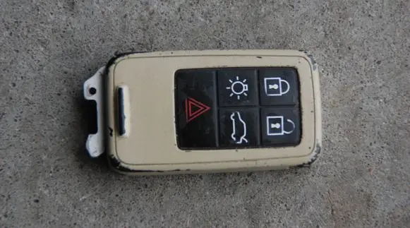 Volvo V60 Ignition key/card 185KM