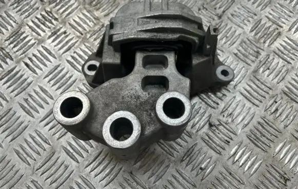 Fiat 500X Engine mounting bracket 520669400