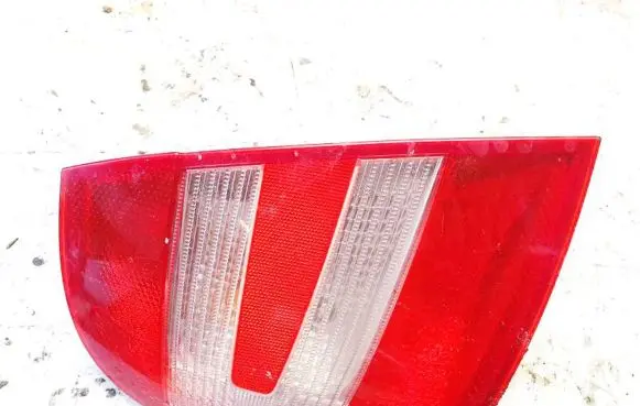 Skoda Fabia Mk1 (6Y) Rear/tail lights 6y6945095d
