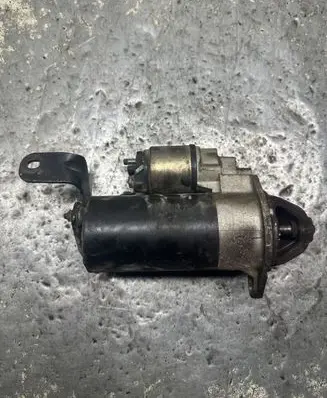 Opel Zafira A Starter motor